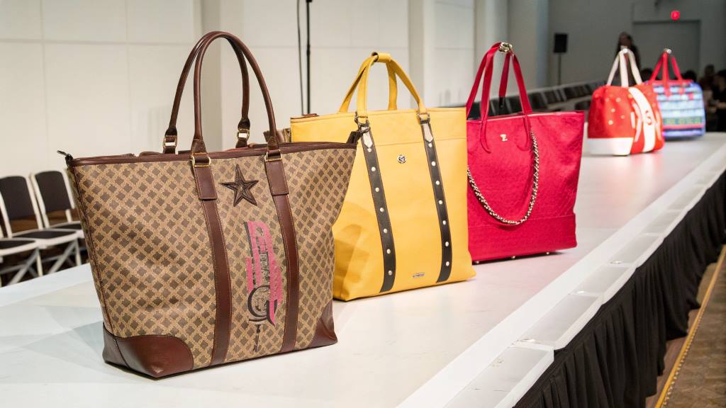 Why Are Oversized Tote Bags a Celebrity Favorite