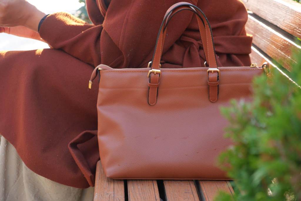 How to Choose the Best Travel Tote Bags for Style and Functionality