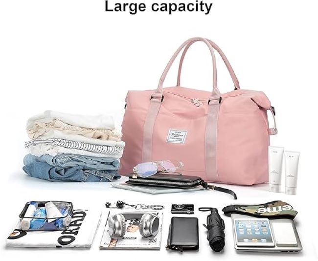 Airline-friendly HYC00 carry-on duffel bag with spacious compartments for weekend trips
